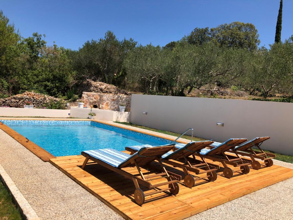 Holiday Home Antonija สตารีกราด ภายนอก รูปภาพ